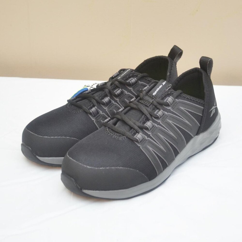 Reebok Men's Astroride Work Shoes 8Wide Brand New In Box
